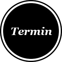 Zwei Personen in einem Geschäftsgespräch, Frau in Blazer und Mann in Hemd, Businessfoto mit freundlicher Atmosphäre.